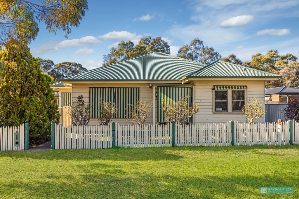 37 Helm St, Kangaroo Flat, VIC 3555