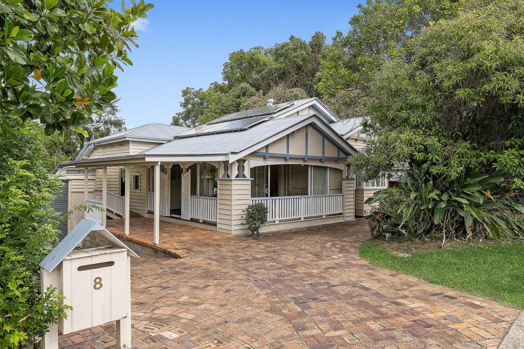 8 Isles Rd, Indooroopilly, QLD 4068