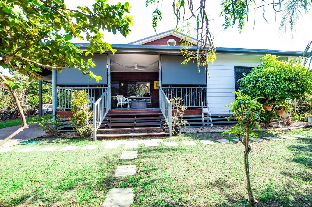 100 Gifford St, Horseshoe Bay, QLD 4819