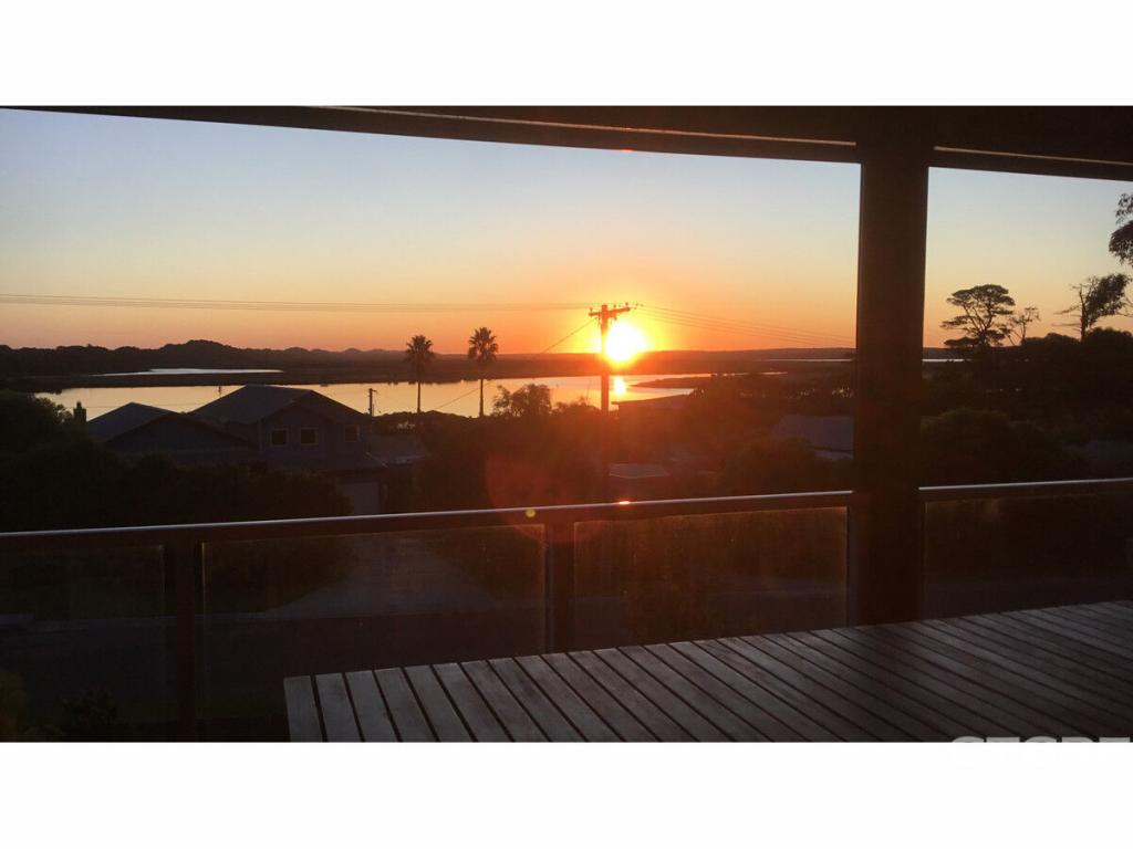 10 Willis Ave, Marlo, VIC 3888