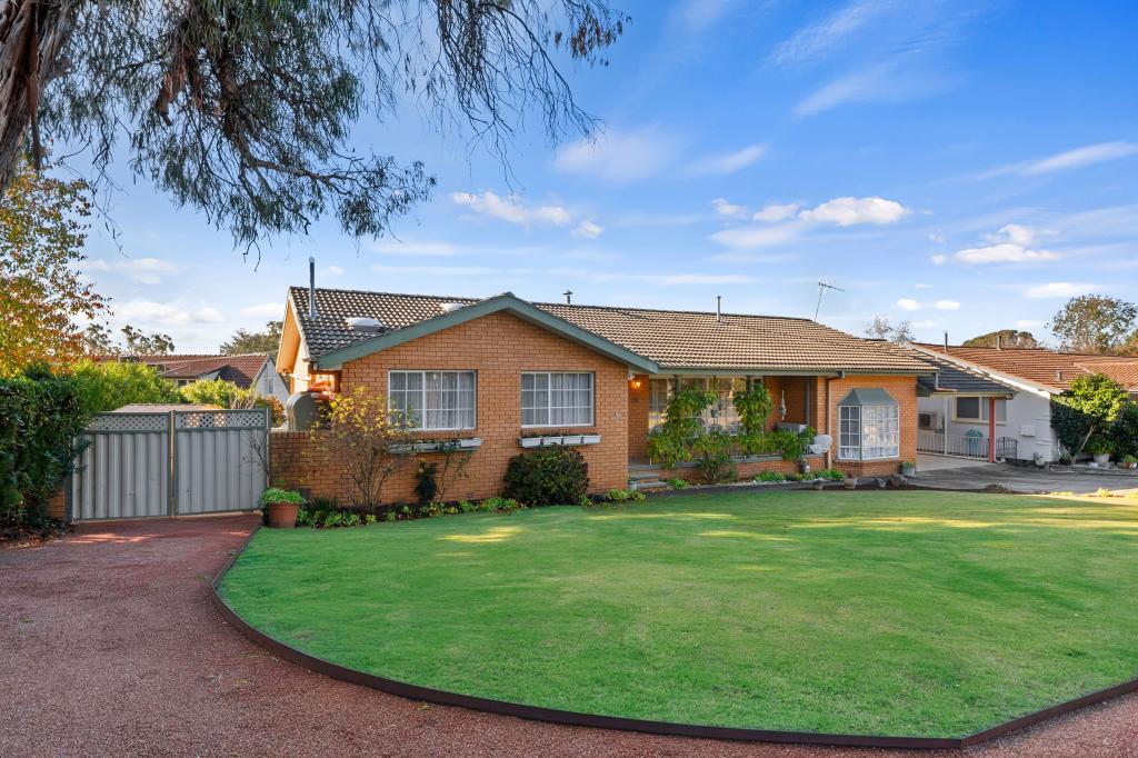 56 Mackellar Cres, Cook, ACT 2614