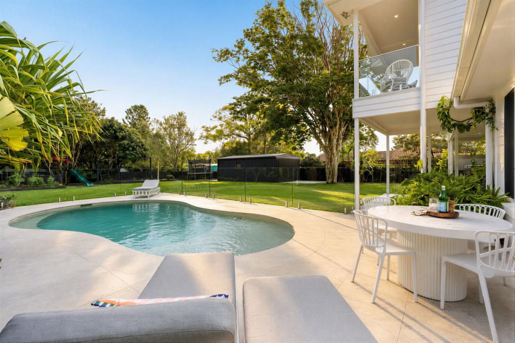 252 Mooroondu Rd, Thorneside, QLD 4158