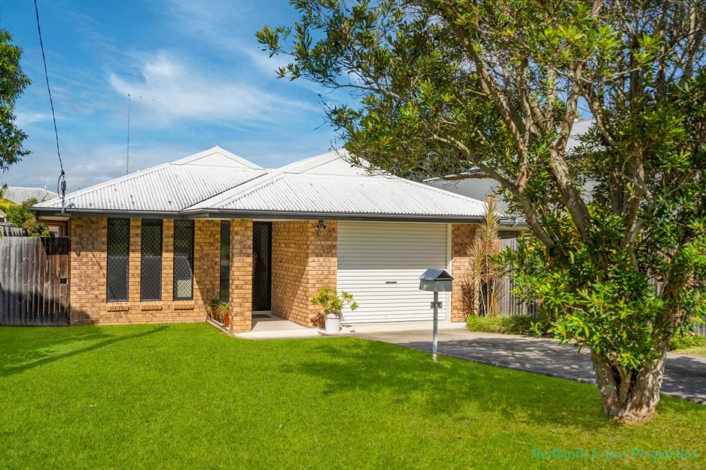 15 TINA ST, REDLAND BAY, QLD 4165