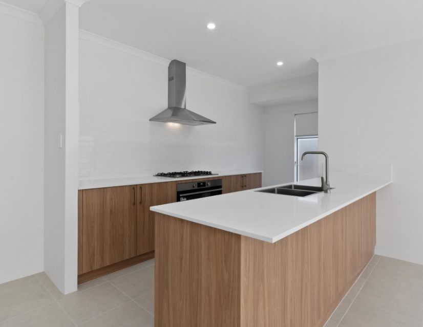 28b Russell St, East Cannington, WA 6107