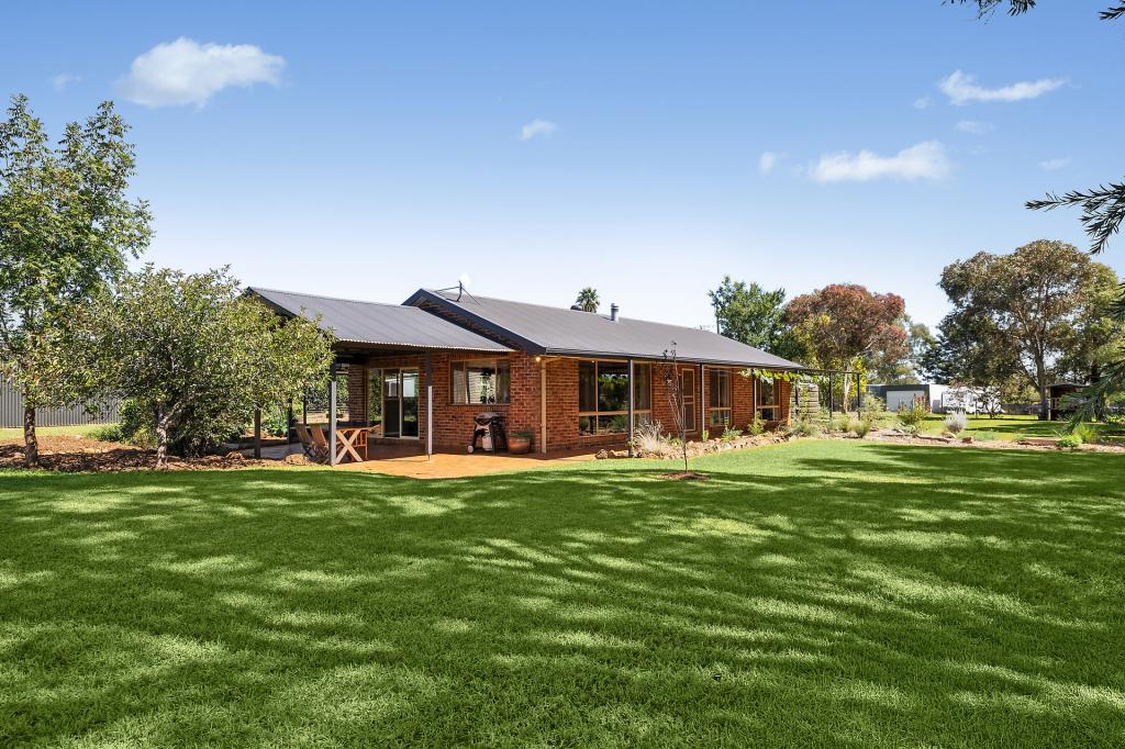 18 Wall St, Cargo, NSW 2800