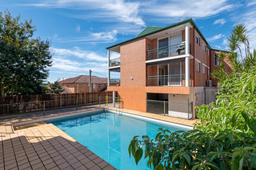 2/88 Kirkland Ave, Coorparoo, QLD 4151