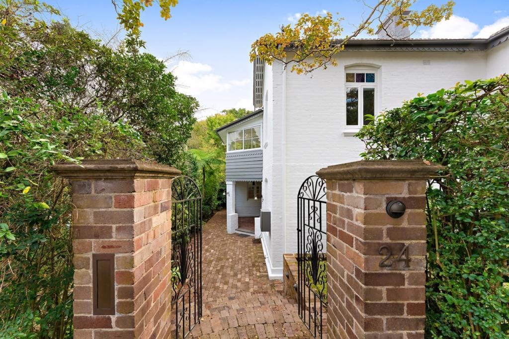 24 Edgar St, Chatswood, NSW 2067