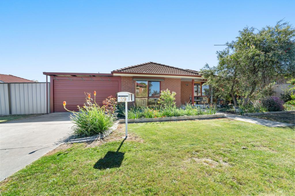 39 Jackling Dr, Lavington, NSW 2641