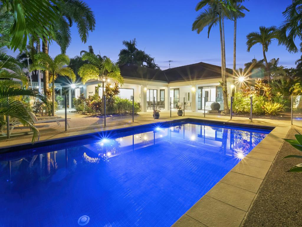 3 Turtle Cl, Clifton Beach, QLD 4879