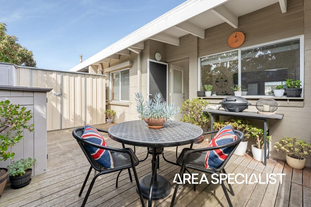 2/12 Campbell Gr, Mornington, VIC 3931