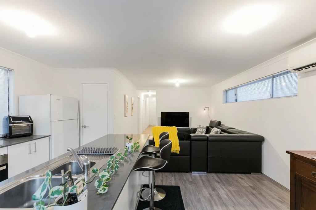 19 Barney Rd, Alkimos, WA 6038