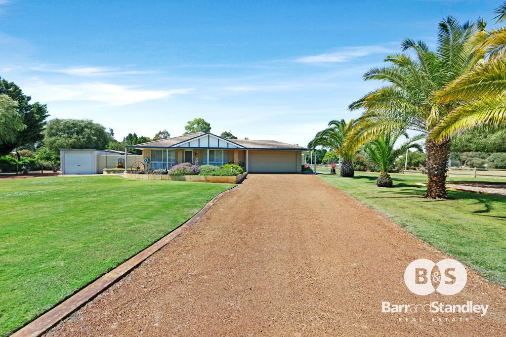 10 Estuarine Ct, Leschenault, WA 6233