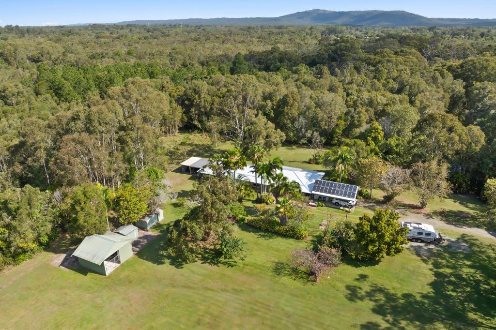 17 Amaroo Pl, Cooroibah, QLD 4565