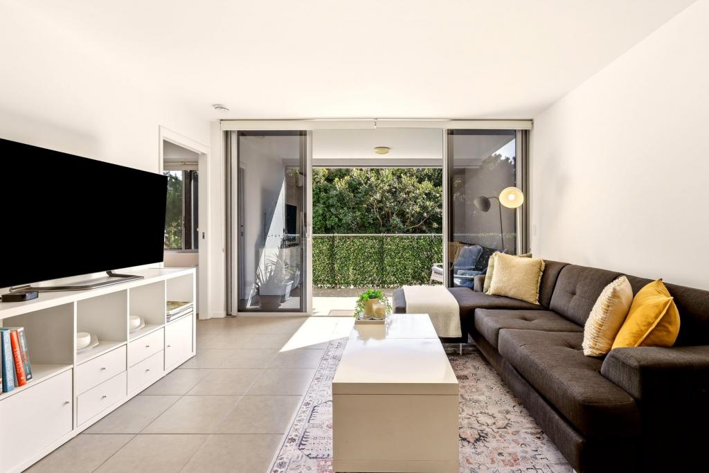 2205/1-7 Waterford Ct, Bundall, QLD 4217