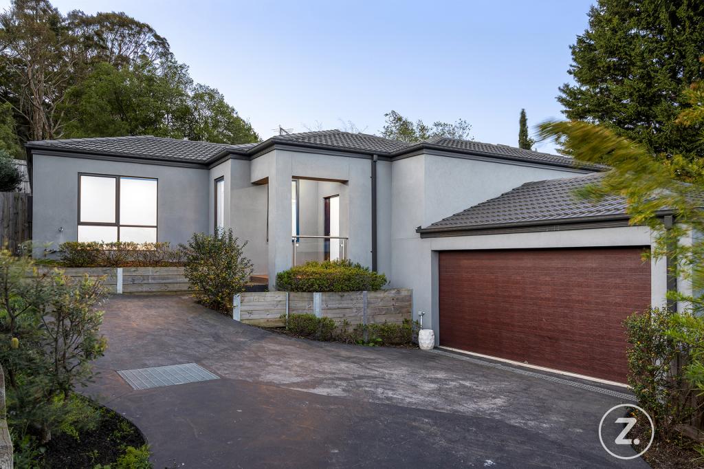 4/14 Outlook Dr, Berwick, VIC 3806
