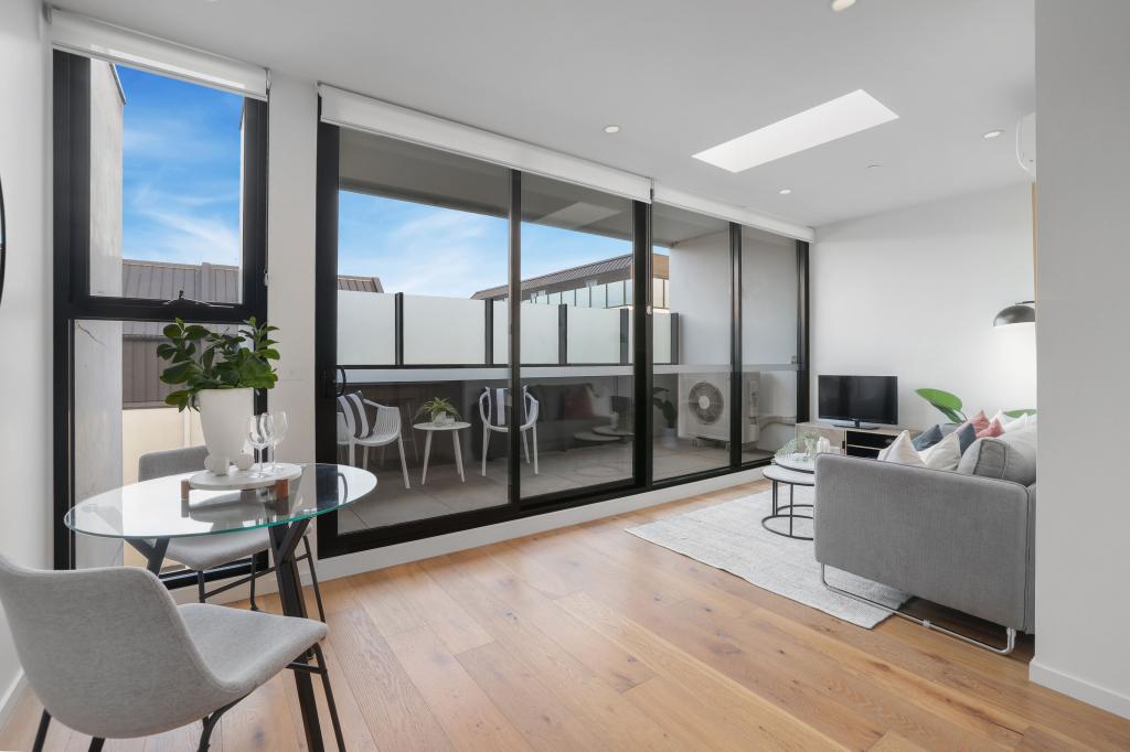 208/8 ELLIOTT AVE, CARNEGIE, VIC 3163