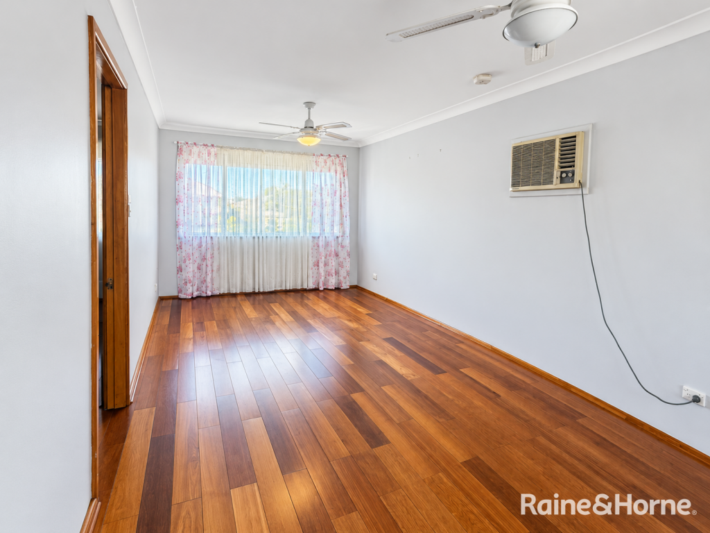 3A KOOBA ST, MERRYLANDS, NSW 2160