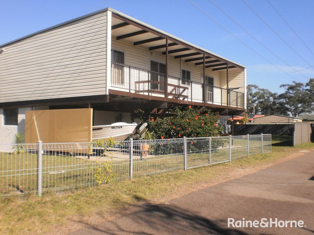 25 WYCHEWOOD AVE, MALLABULA, NSW 2319