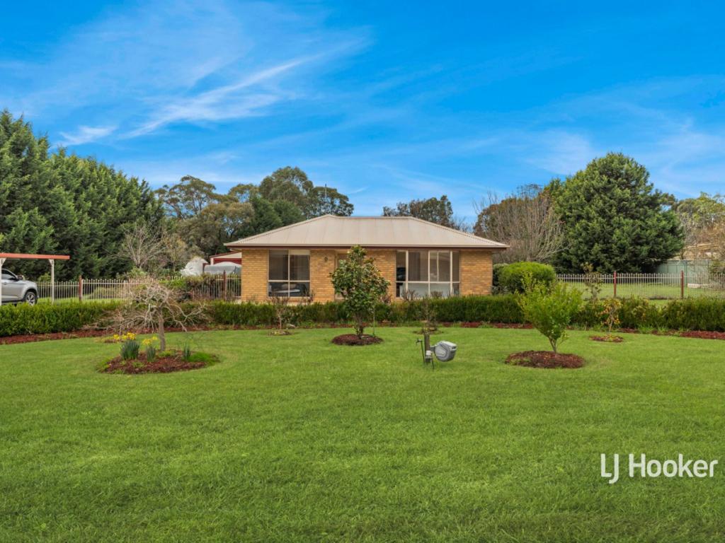 7 Kearns Cl, Broadford, VIC 3658
