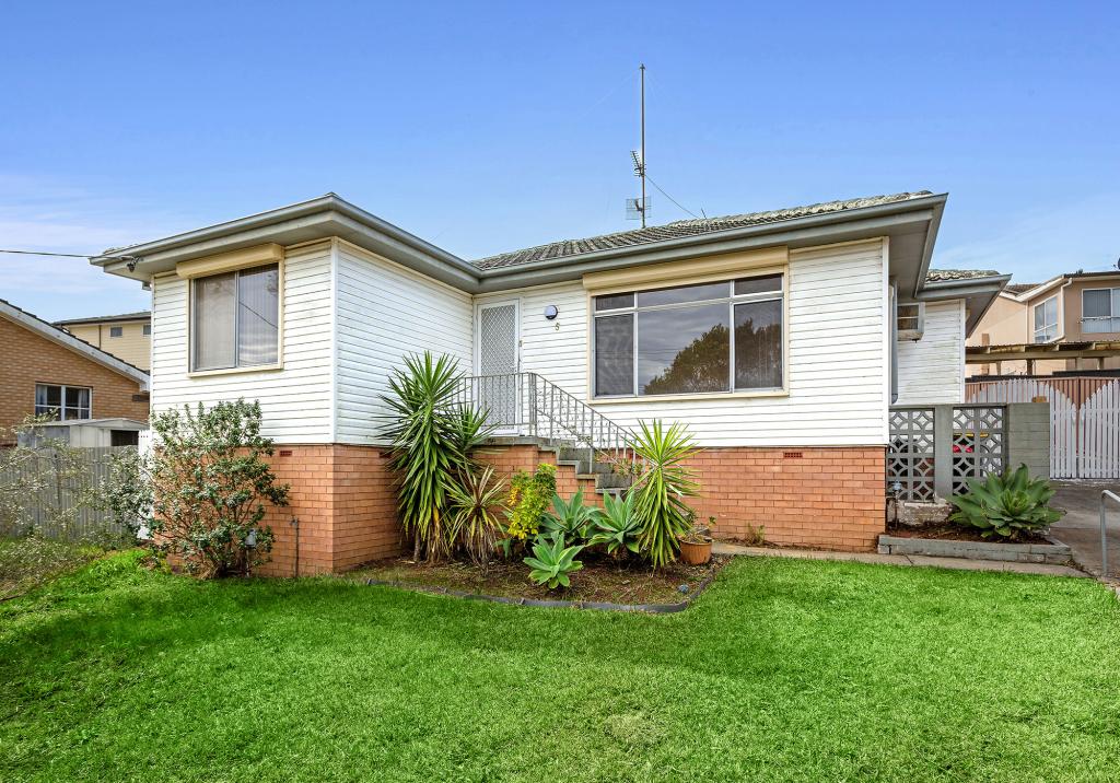 5 Glenview St, Dapto, NSW 2530