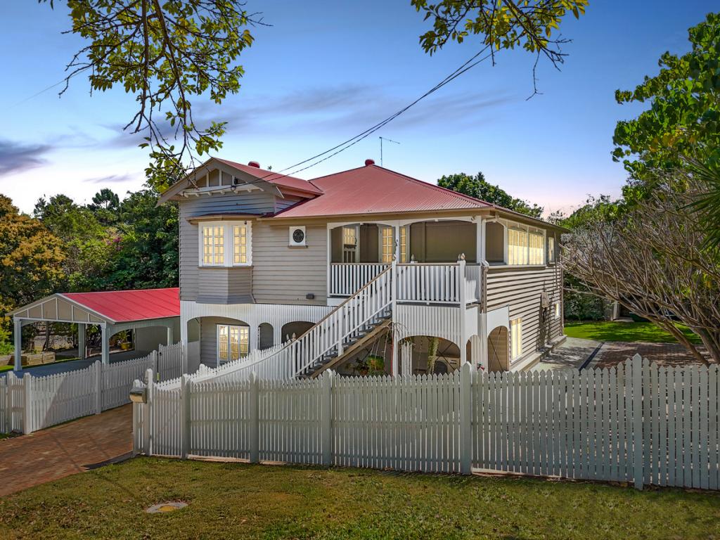 9 Torch St, East Ipswich, QLD 4305