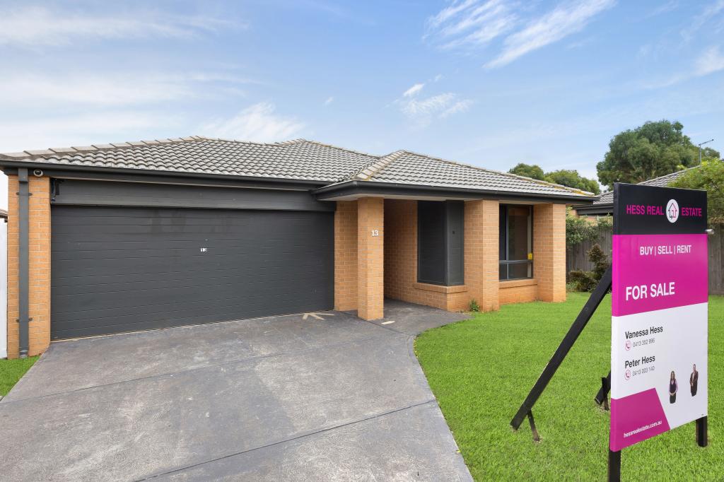 13 Weatherglass St, Wallan, VIC 3756