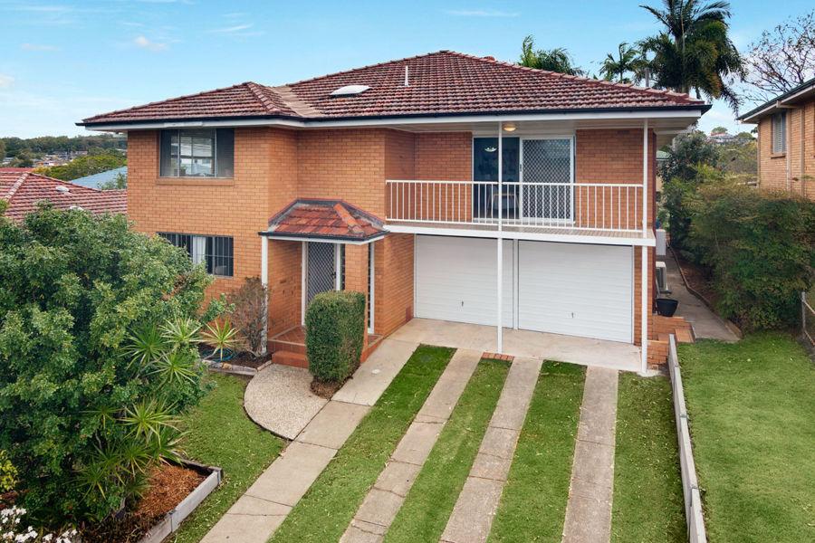 10 Bourrelet St, Tarragindi, QLD 4121