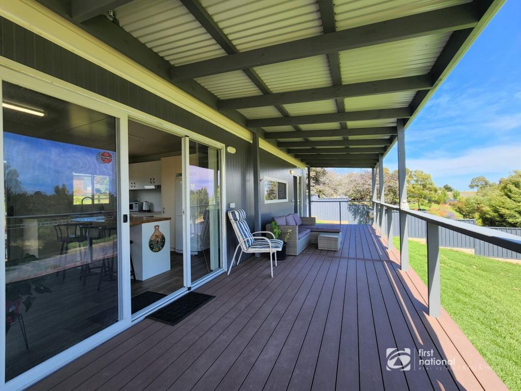 35b Swan Dr, Metung, VIC 3904