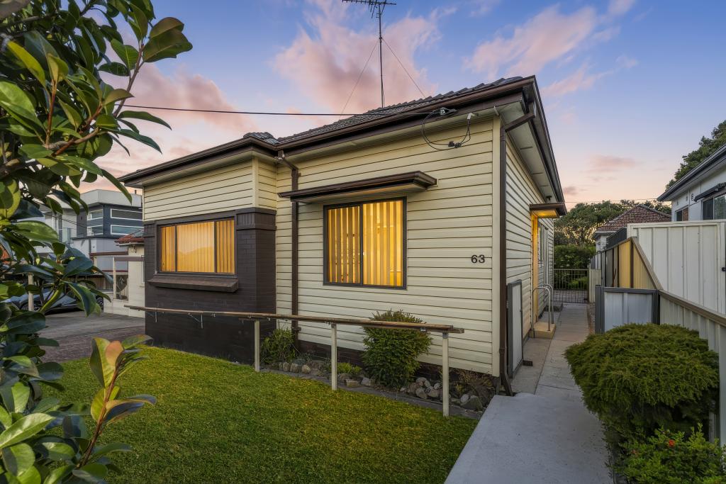 63 Stoney Creek Rd, Beverly Hills, NSW 2209