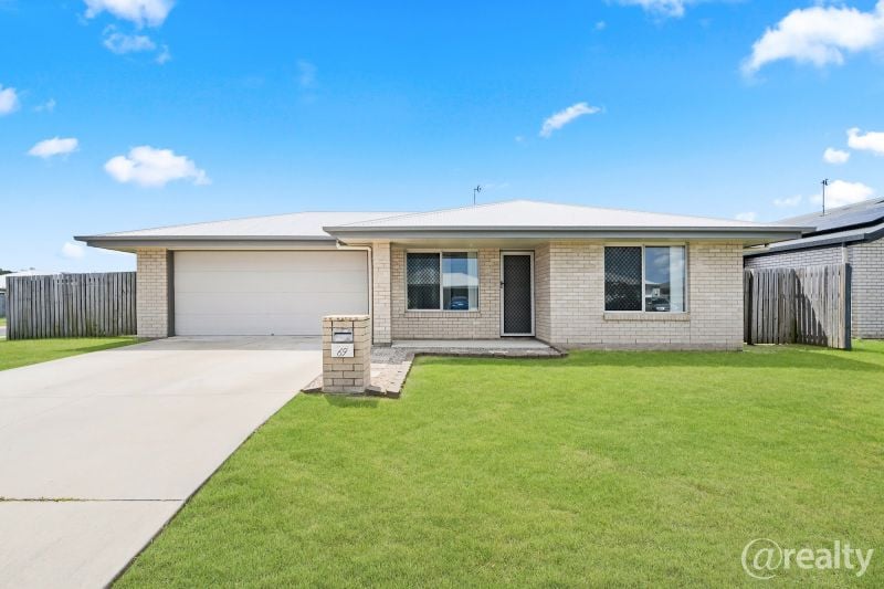 69 Imperial Cct, Eli Waters, QLD 4655