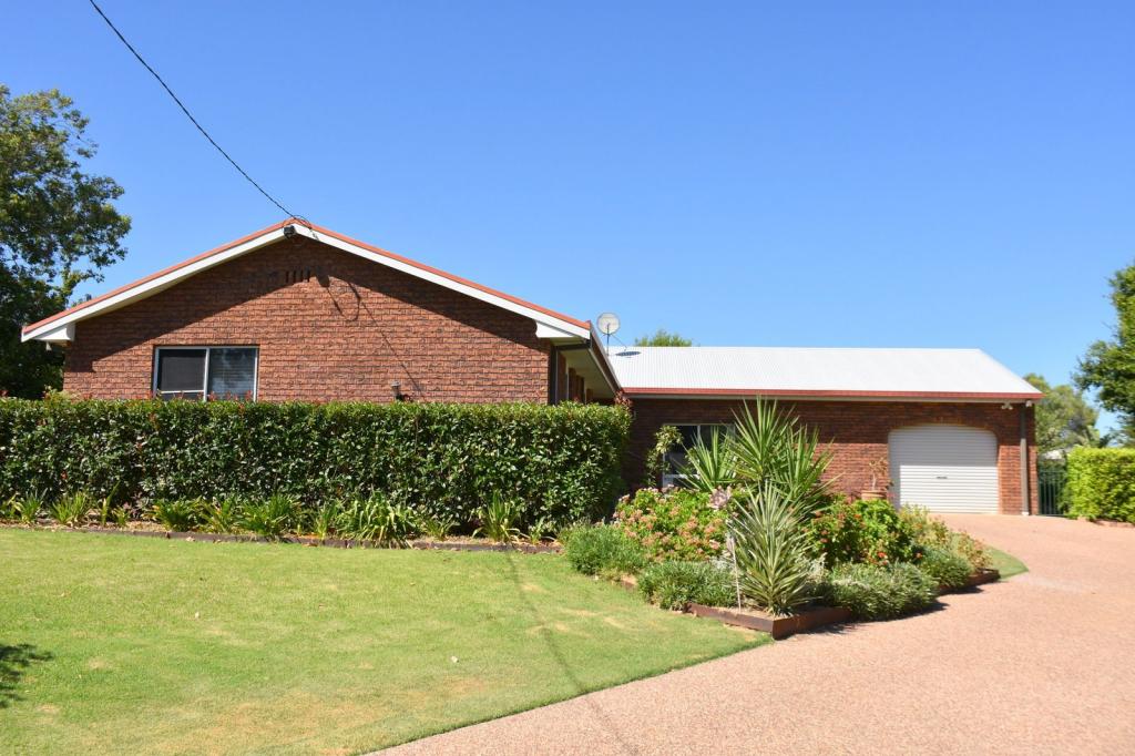 5 Myall Pl, Moree, NSW 2400