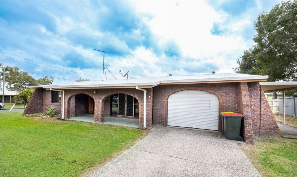 4 Chalmers St, Norman Gardens, QLD 4701