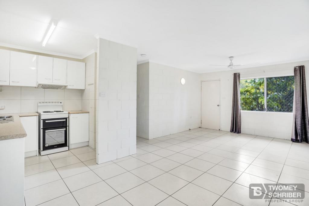 28 Oleander St, Holloways Beach, QLD 4878