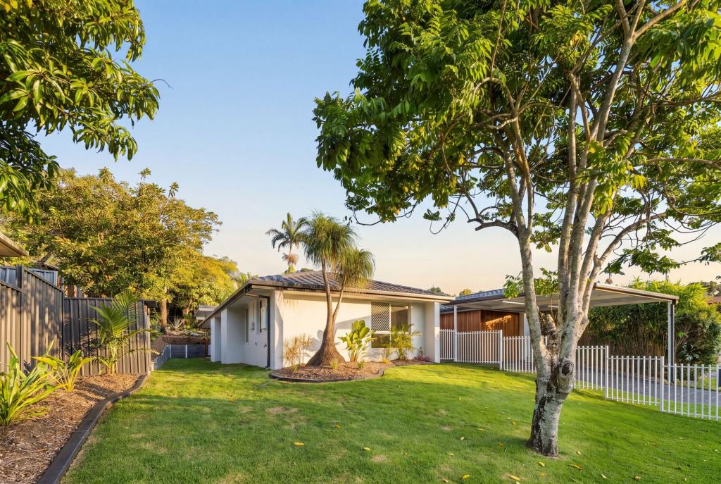 15 Michelmore Rd, Carrara, QLD 4211