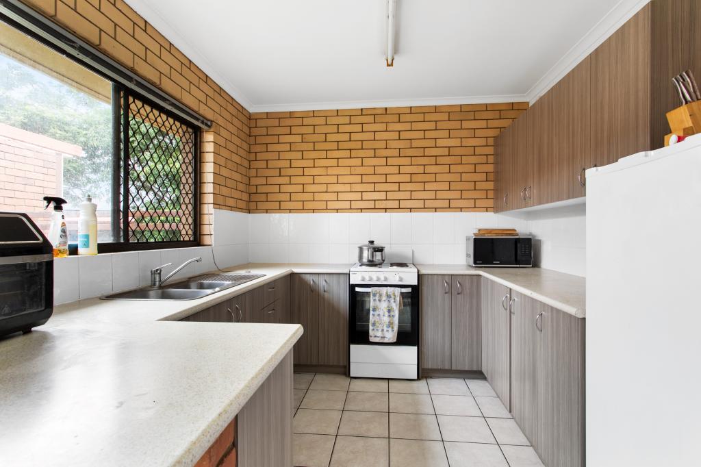 2/68 James Rd, Beachmere, QLD 4510