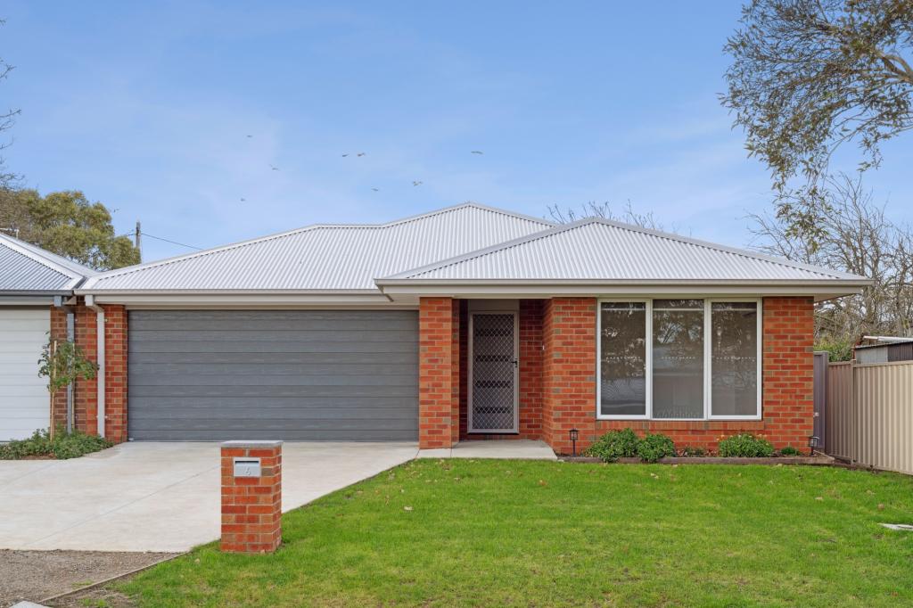 6 Cooper St, Creswick, VIC 3363