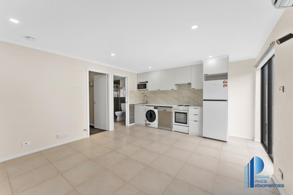 5B CHIRNSIDE PL, KAMBAH, ACT 2902