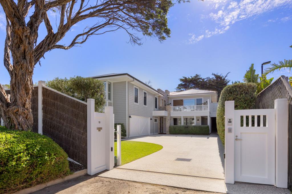 10 SULLIVAN ST, SORRENTO, VIC 3943