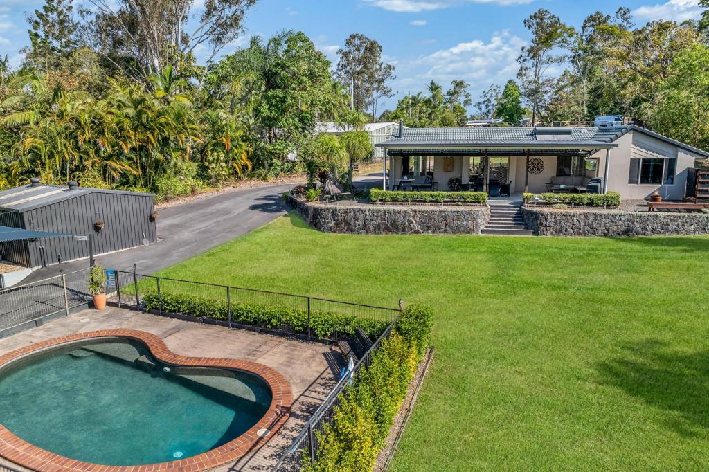 5 Weegen Ct, Landsborough, QLD 4550