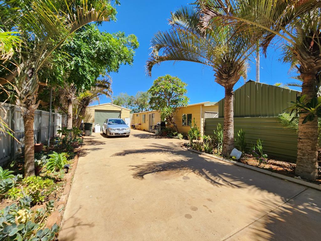 12 William St, East Carnarvon, WA 6701