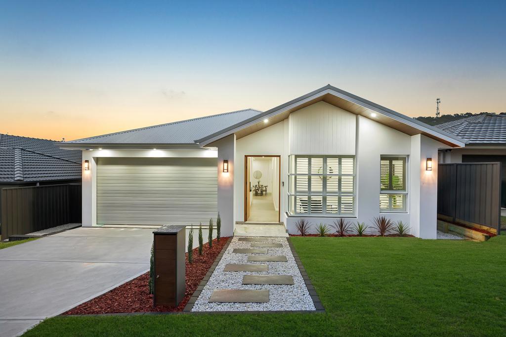 42 Childers Cct, Wadalba, NSW 2259