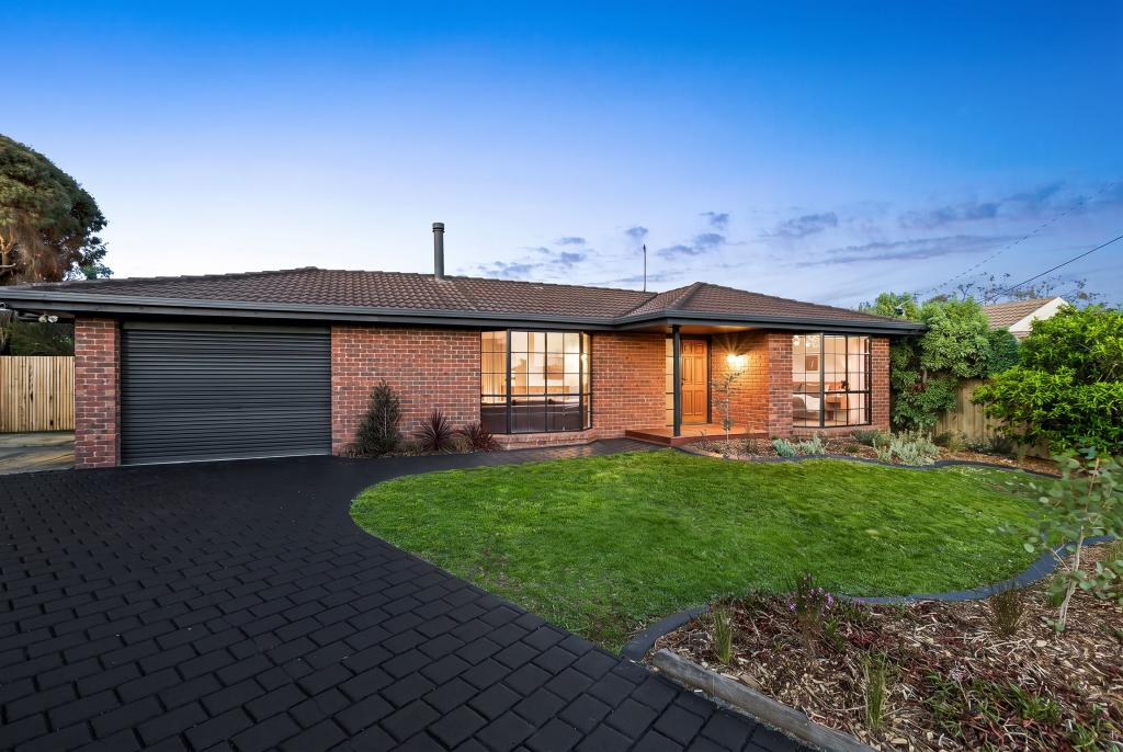4 Dunowie Ct, Grovedale, VIC 3216