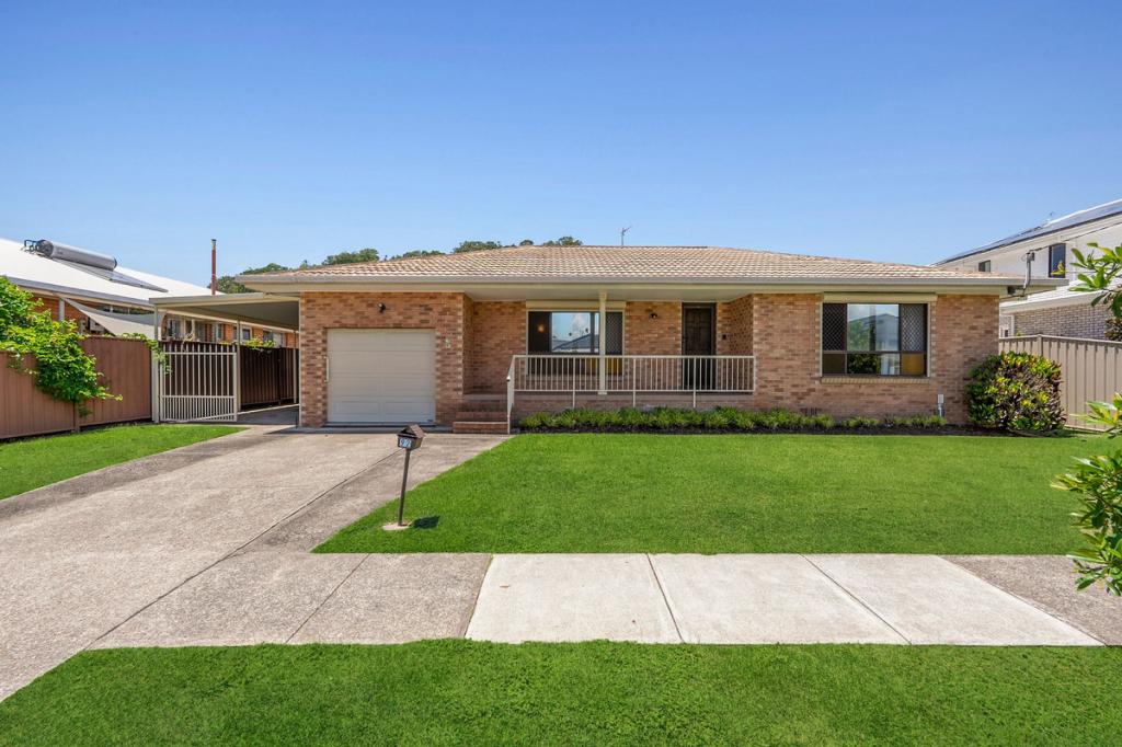 92 Acanthus Ave, Burleigh Heads, QLD 4220