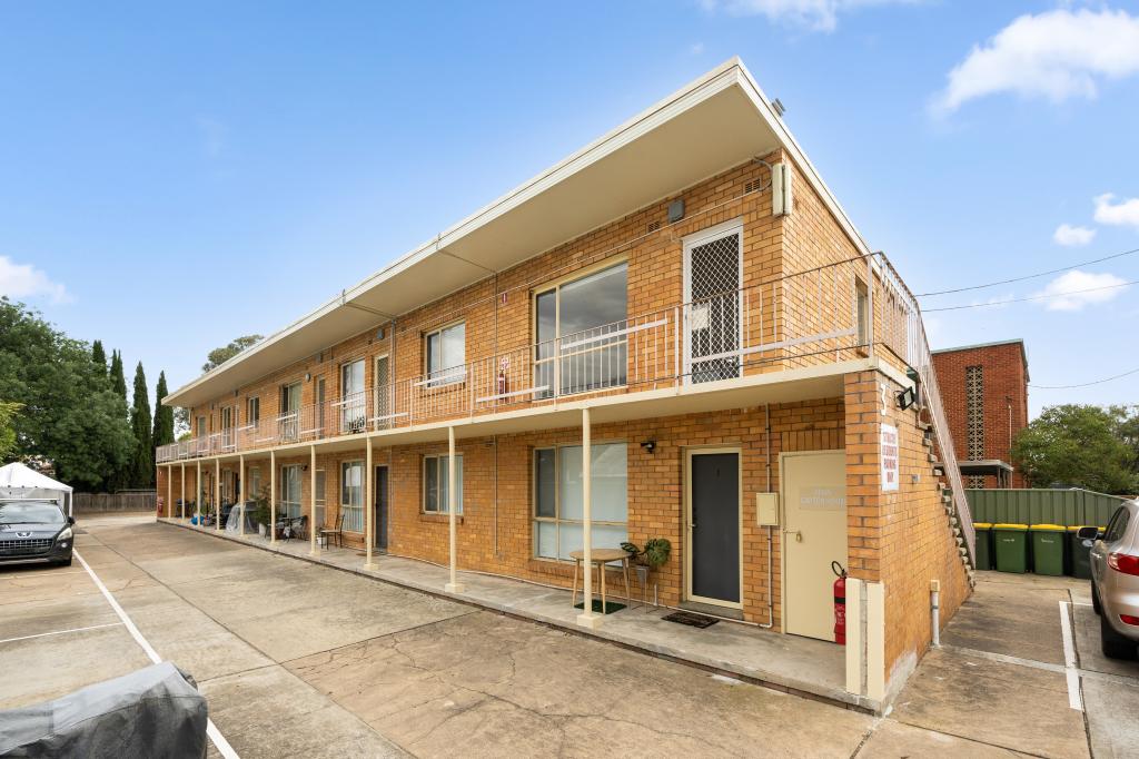 2/3 Charles St, Queanbeyan, NSW 2620