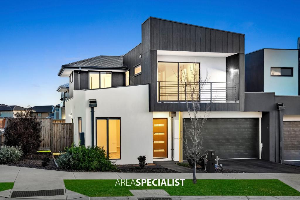28 GREENFINCH DR, CLYDE NORTH, VIC 3978