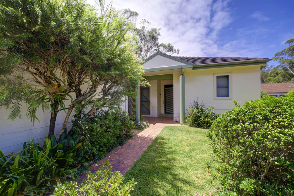 2/2 Breese Pde, Forster, NSW 2428