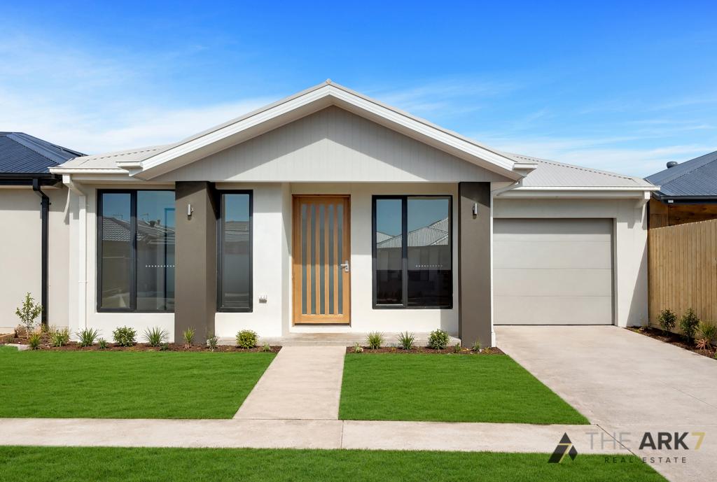 76 Frank Ave, Truganina, VIC 3029