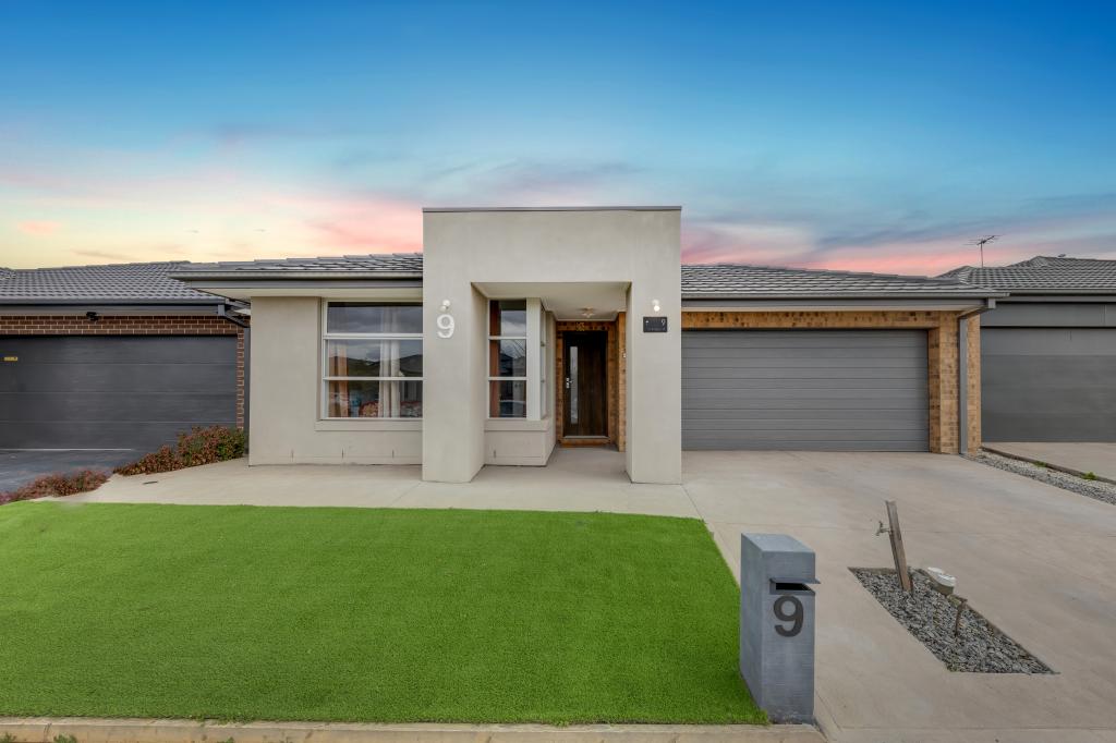 9 Trafalgar St, Strathtulloh, VIC 3338