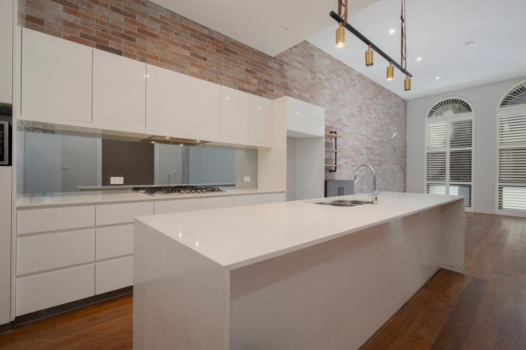 1/5 Bolton St, Newcastle, NSW 2300