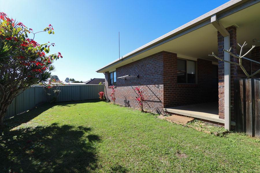 16A ROYAL PALM DR, SAWTELL, NSW 2452